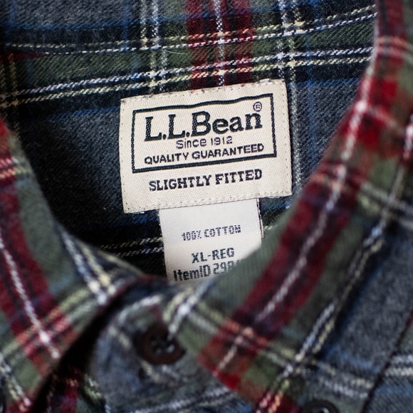 L.L. Bean Slightly Fitted Grey & Red Cotton Flannel Shirt - Picture 5 of 7